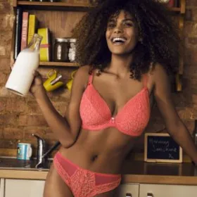 Freya LACE-CORAL-PADDED-PLUNGE-BRA